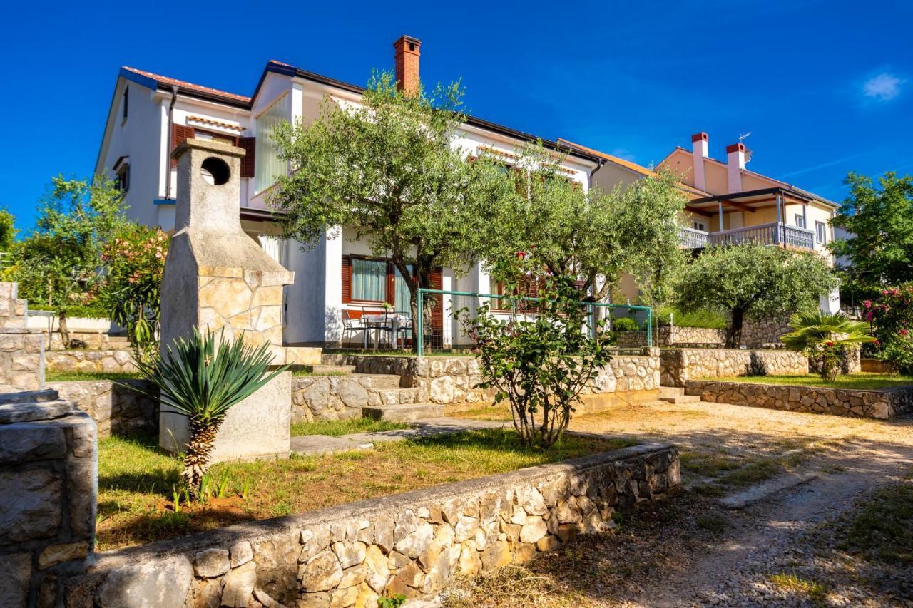 Apartments Belavic By El-Pi Tours Njivice Dış mekan fotoğraf