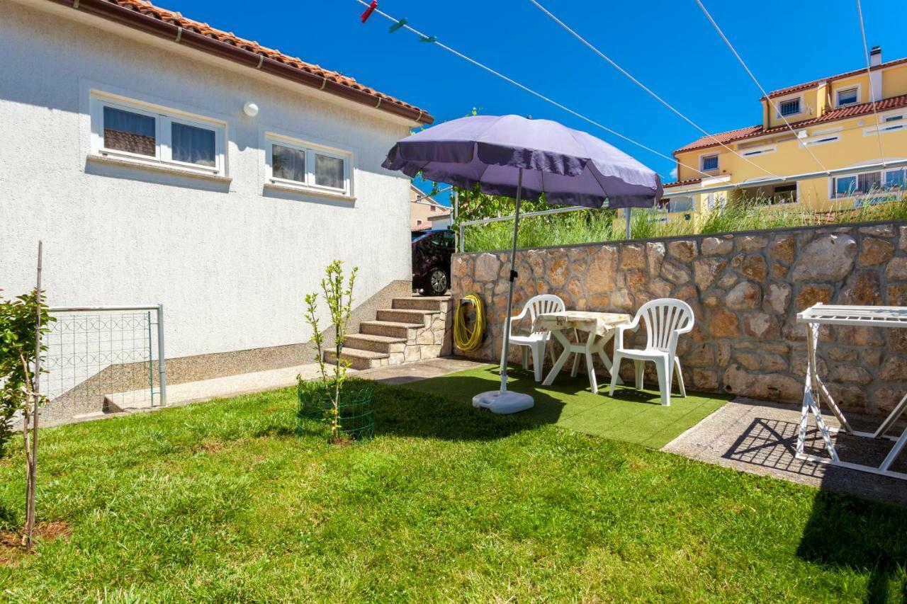 Apartments Belavic By El-Pi Tours Njivice Dış mekan fotoğraf