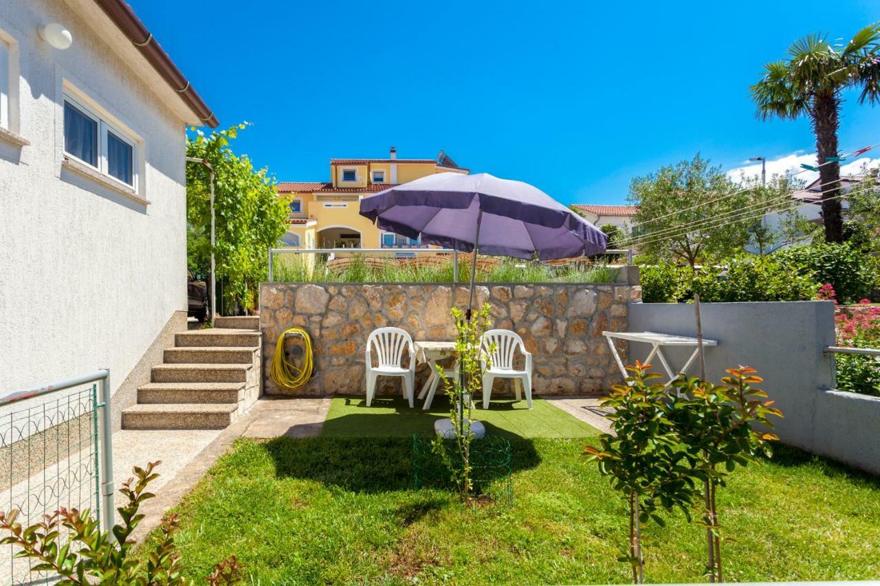 Apartments Belavic By El-Pi Tours Njivice Dış mekan fotoğraf