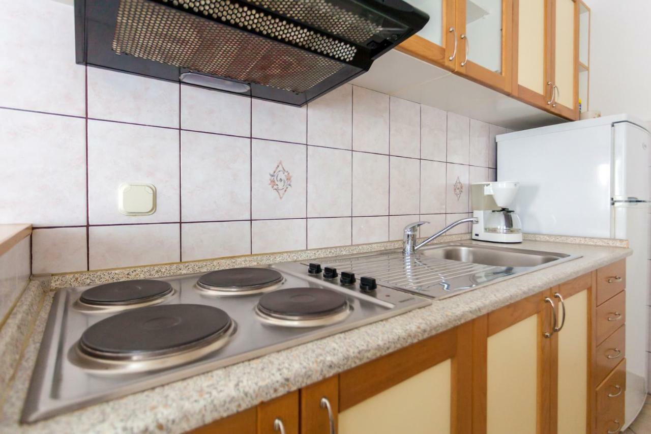 Apartments Belavic By El-Pi Tours Njivice Dış mekan fotoğraf